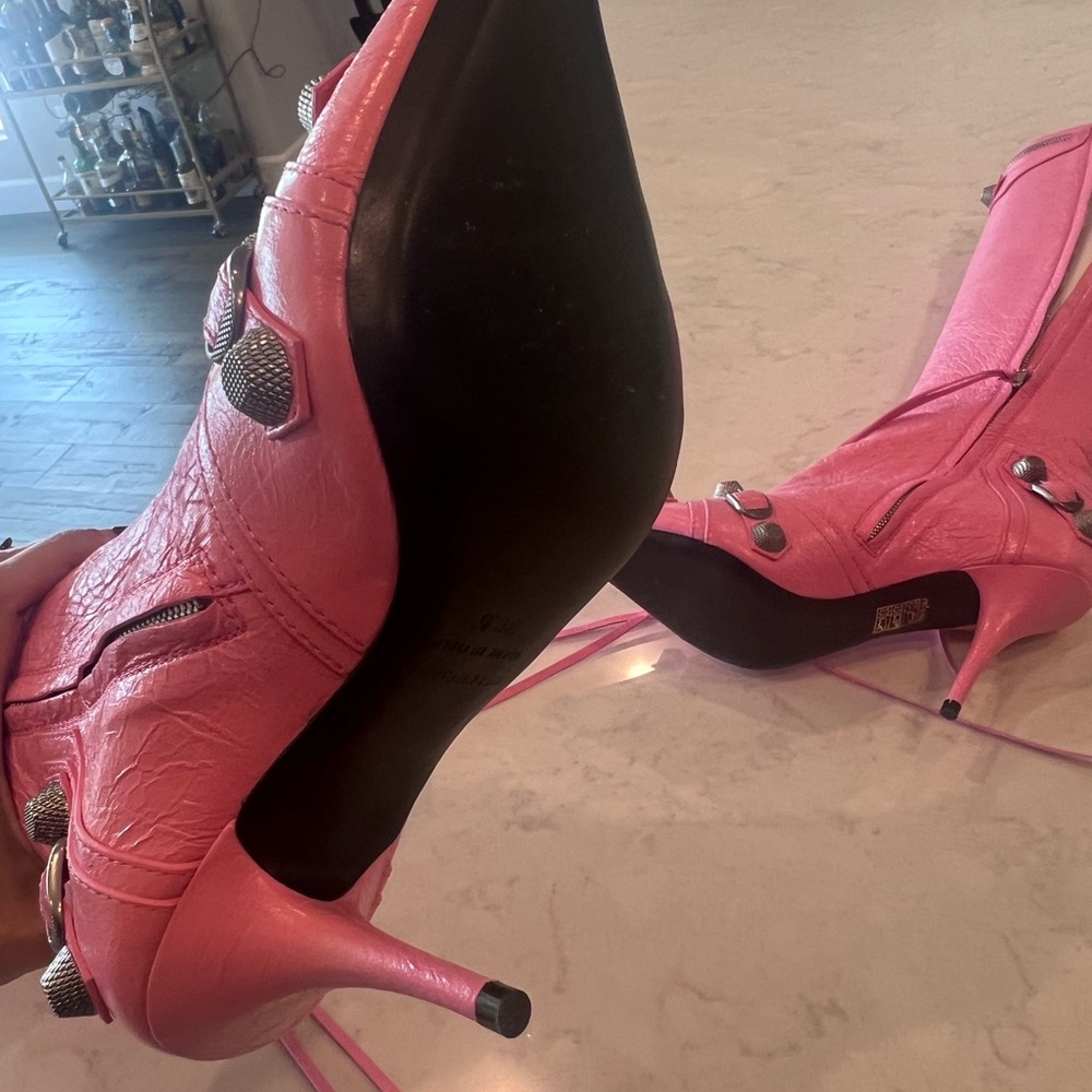 Balenciaga Cagole Pink Heeled Boots - Picture 3 of 6